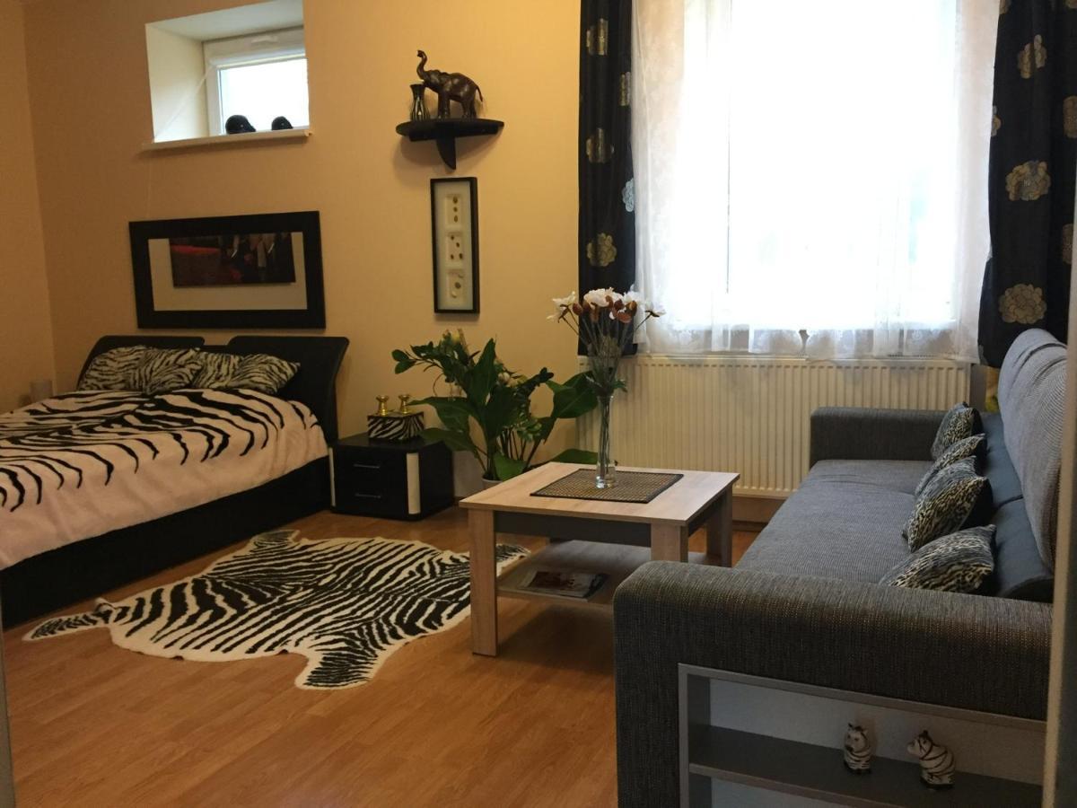 Apartamentai Pas Regina Паланга Екстер'єр фото