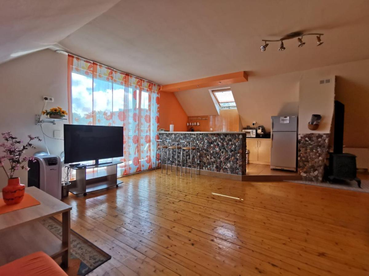 Apartamentai Pas Regina Паланга Екстер'єр фото