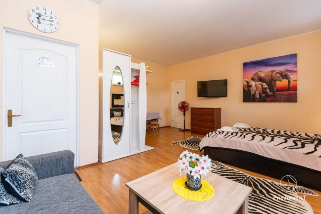 Apartamentai Pas Regina Паланга Екстер'єр фото